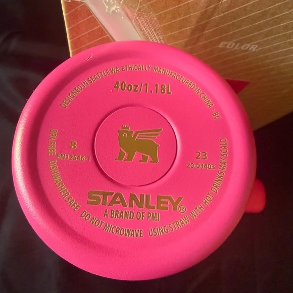 New Stanley 40oz Laser LEngravedV Hot Pink Checkered Tumbler with Straw - Picture 8 of 8